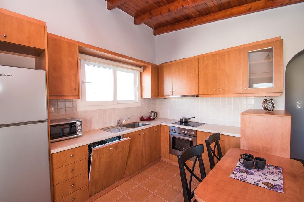 Mare Civitas Apartments Chania  Buitenkant foto